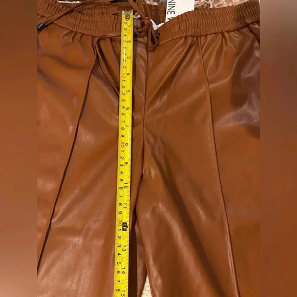 NWT Nine West Faux leather jogger trouser Sz S (2-4) Tan Maple Brown - Picture 4 of 9
